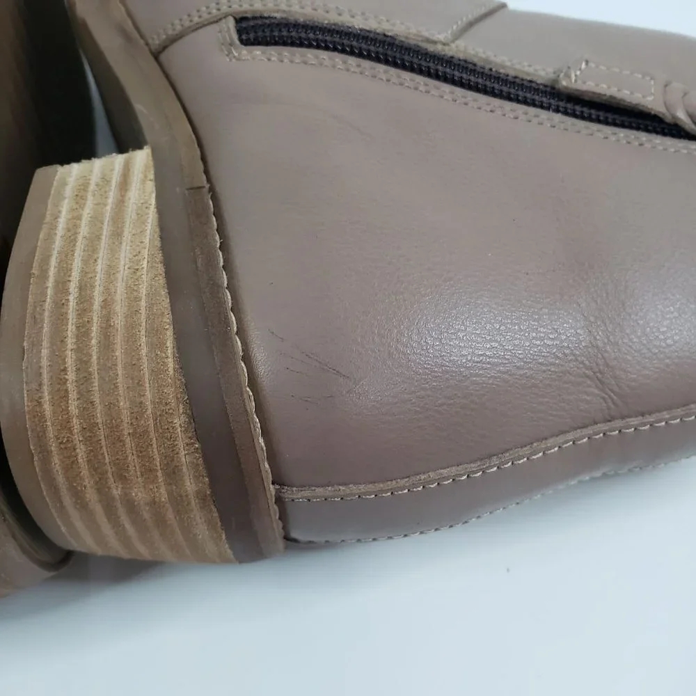 Softwalk Roselle Bootie in Taupe‎ - Size 8 Narrow